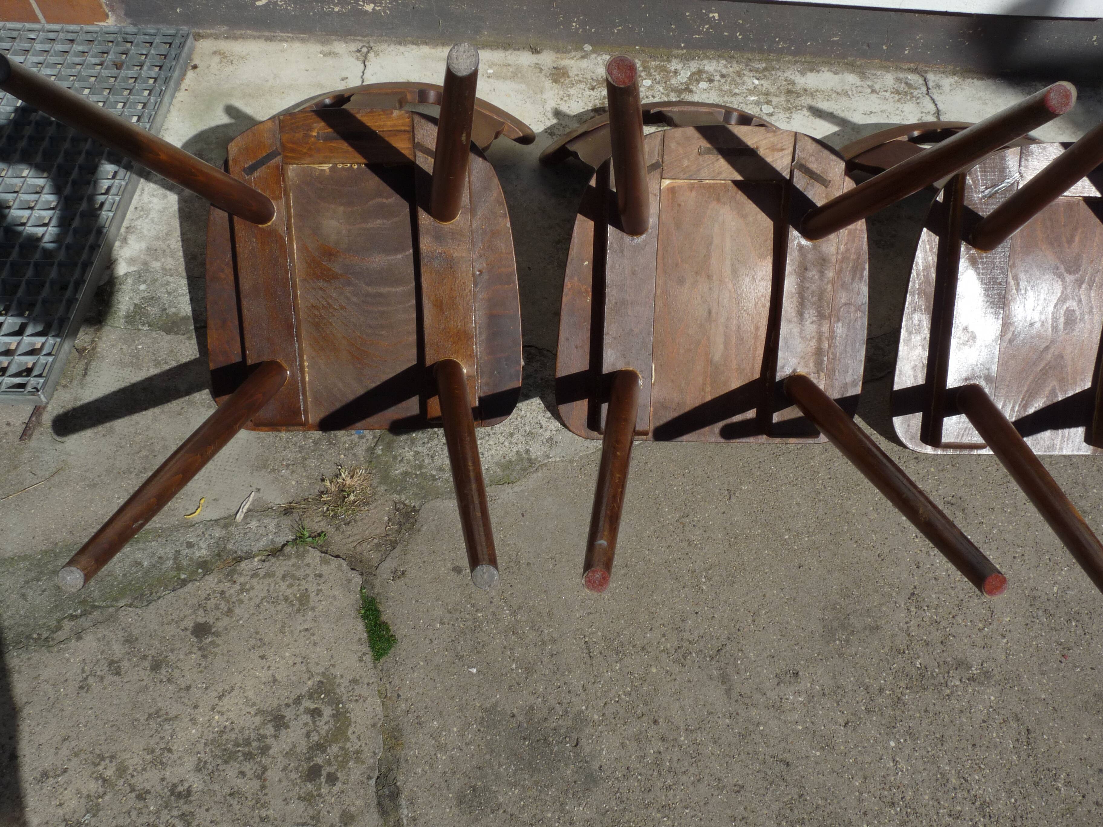 Lot of 4 wooden bistro chairs - 70s 80s 90s