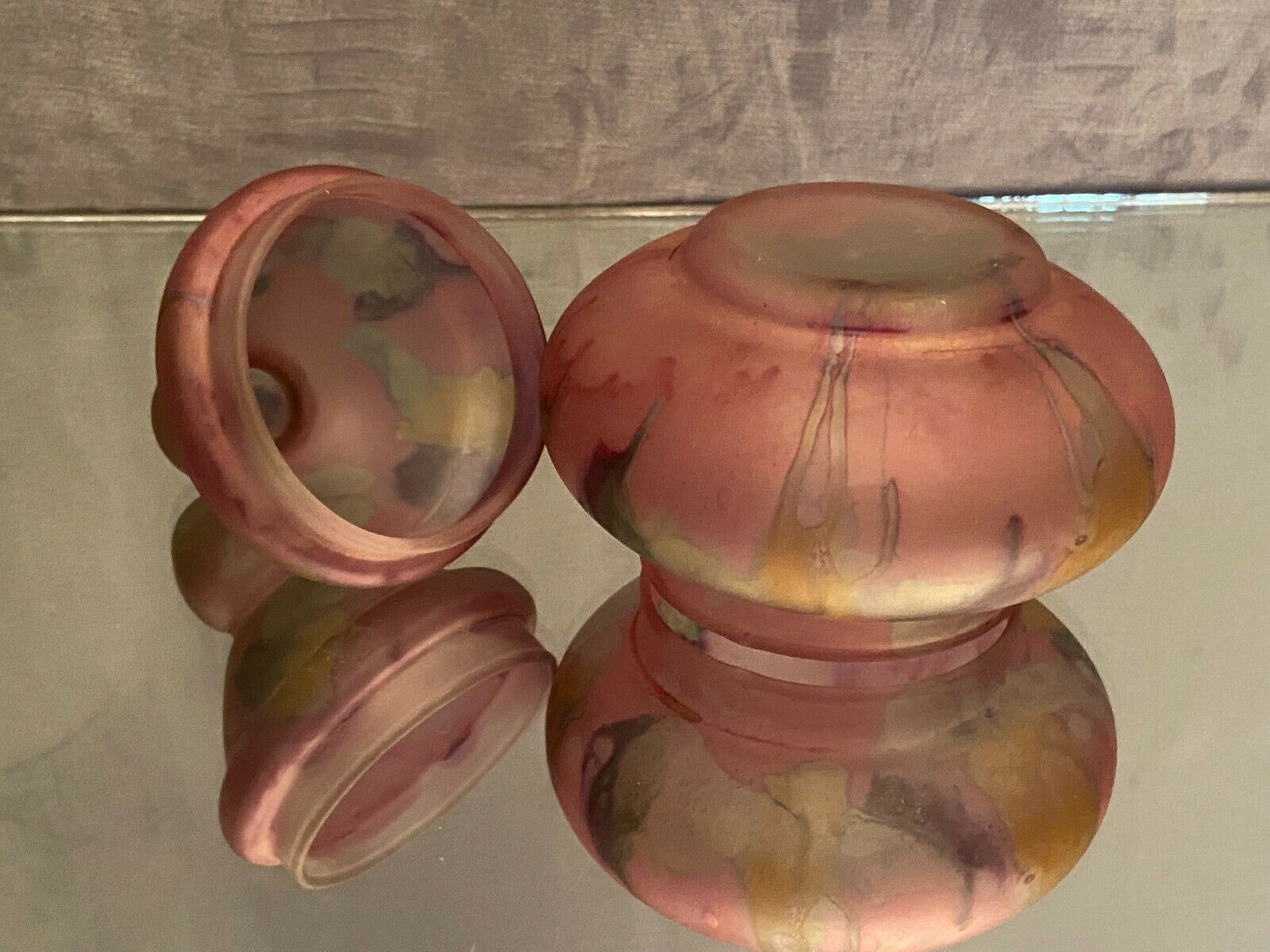 Covered candy jar made of glass paste