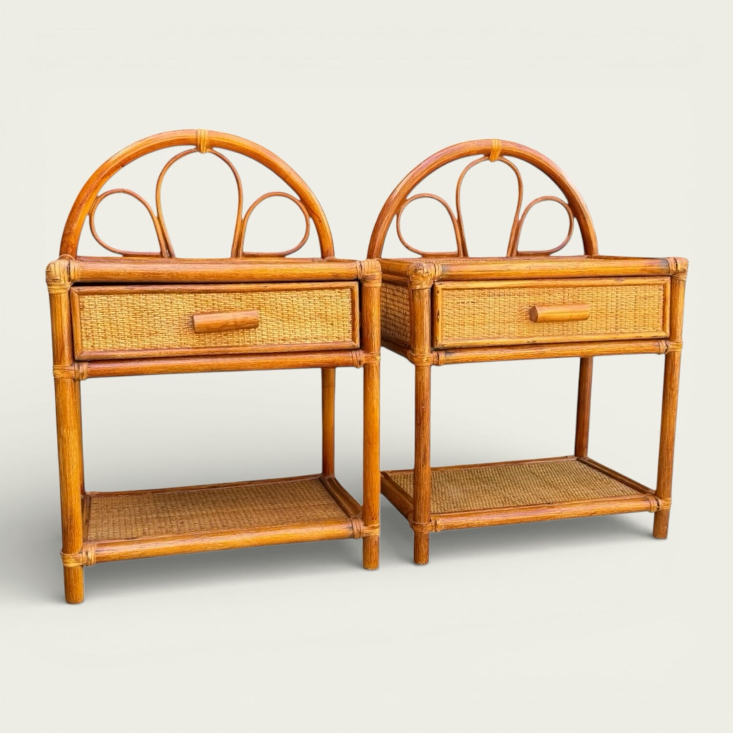 Paire de chevets en rotin 1960