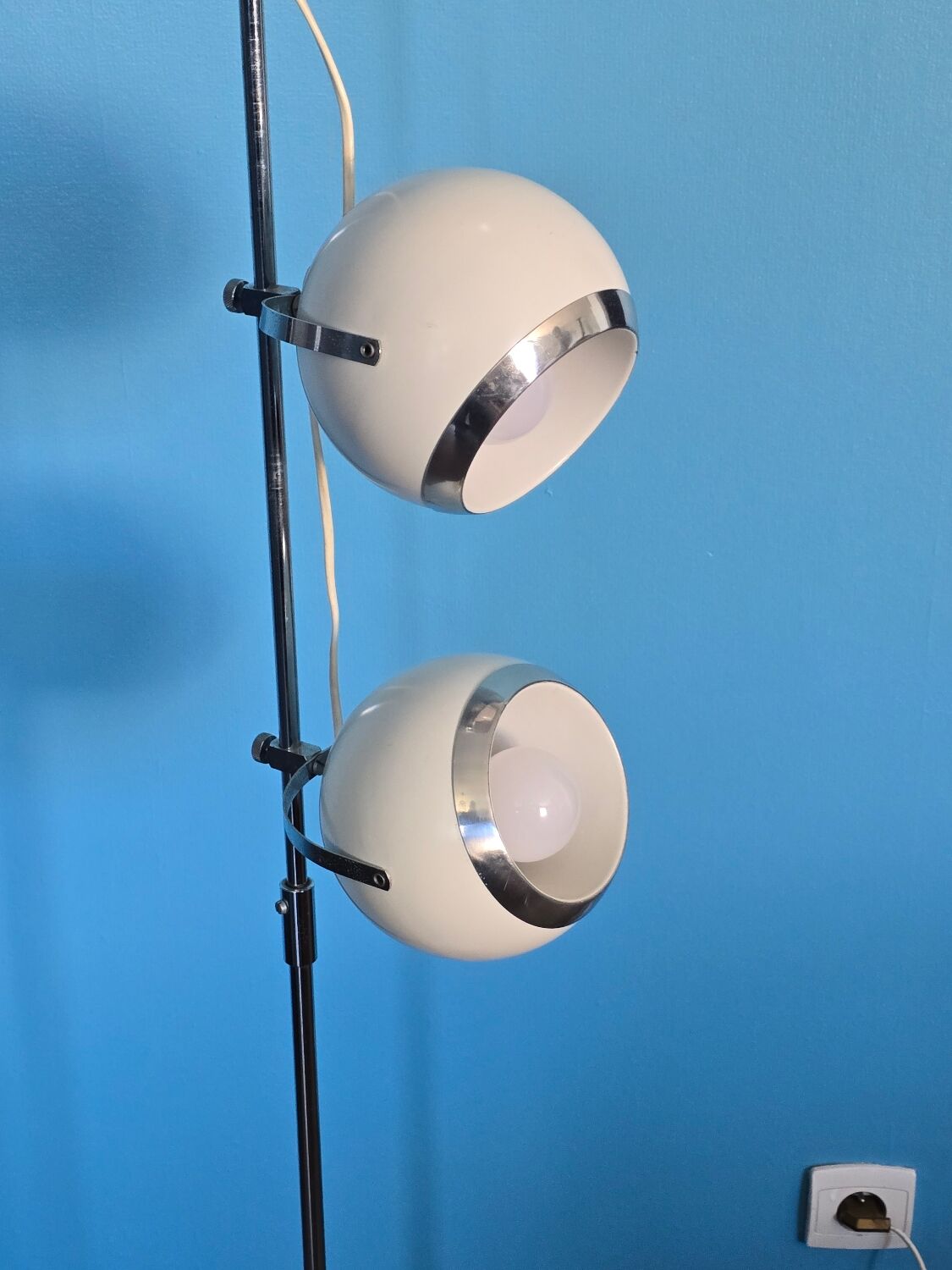 1970s eyeball floor lamp in the style of Gino Sarfatti