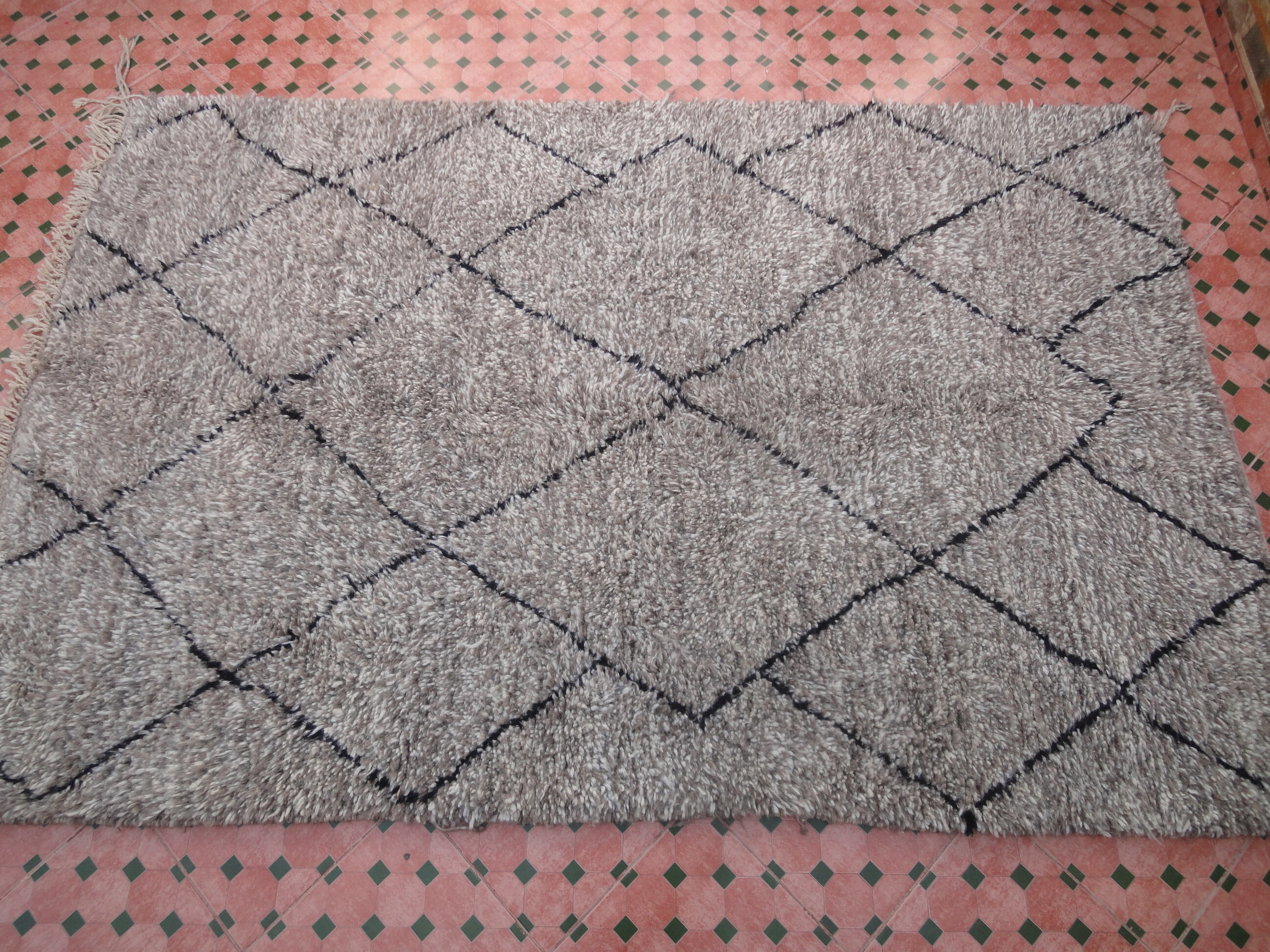 Carpet beni ourain 251 x 162 cm