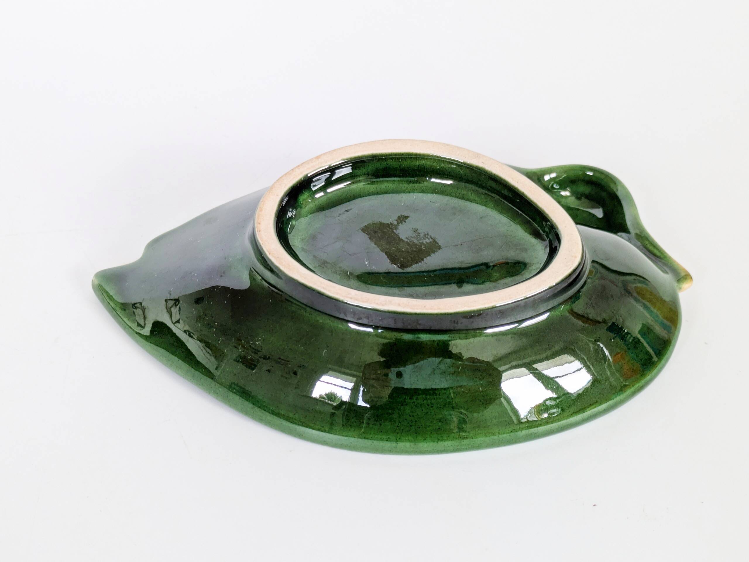 Vintage green ceramic duck dish, pocket tray or soap holder.