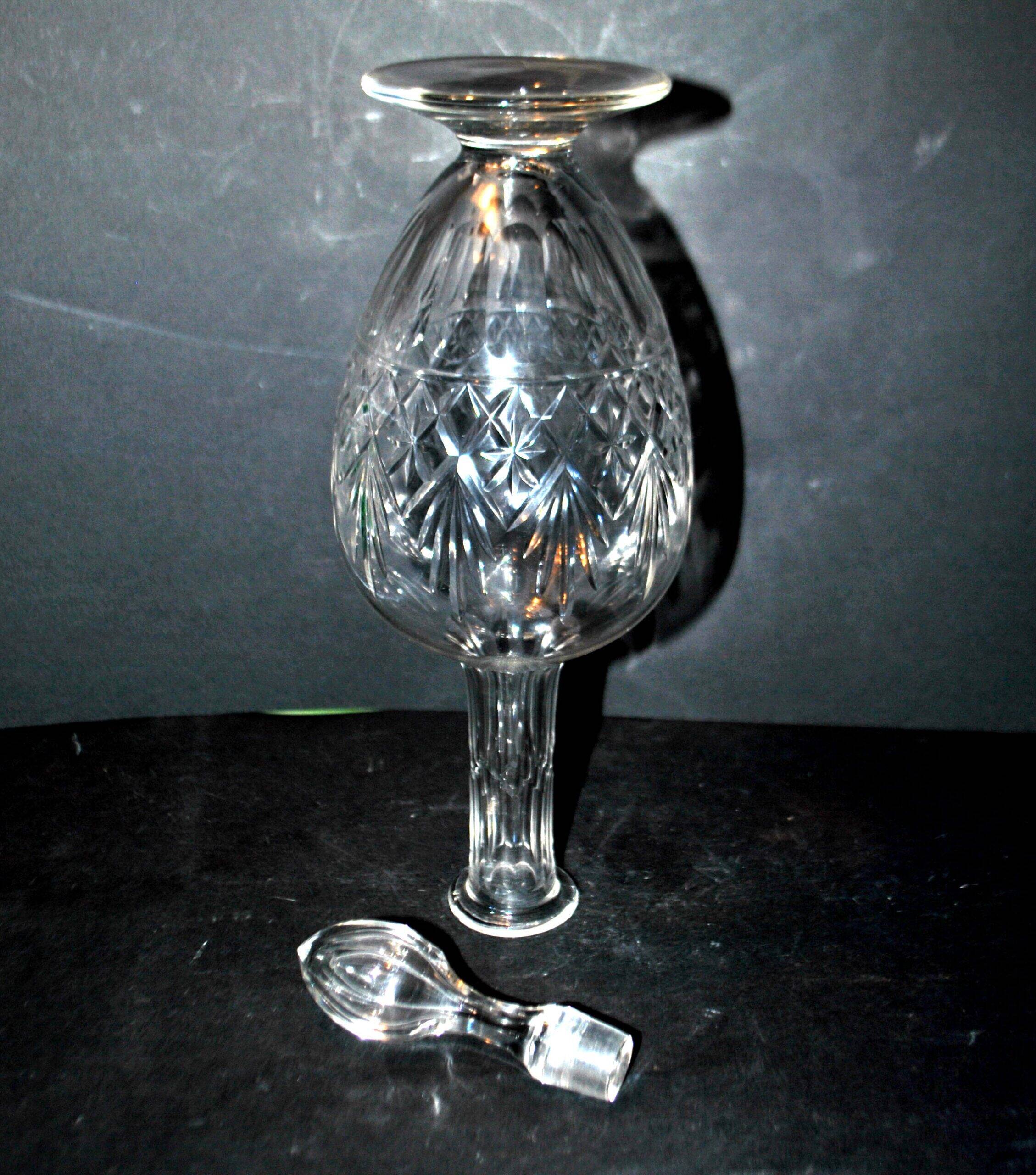 Massenet wine carafe in Saint-Louis cut crystal size 4147 H35