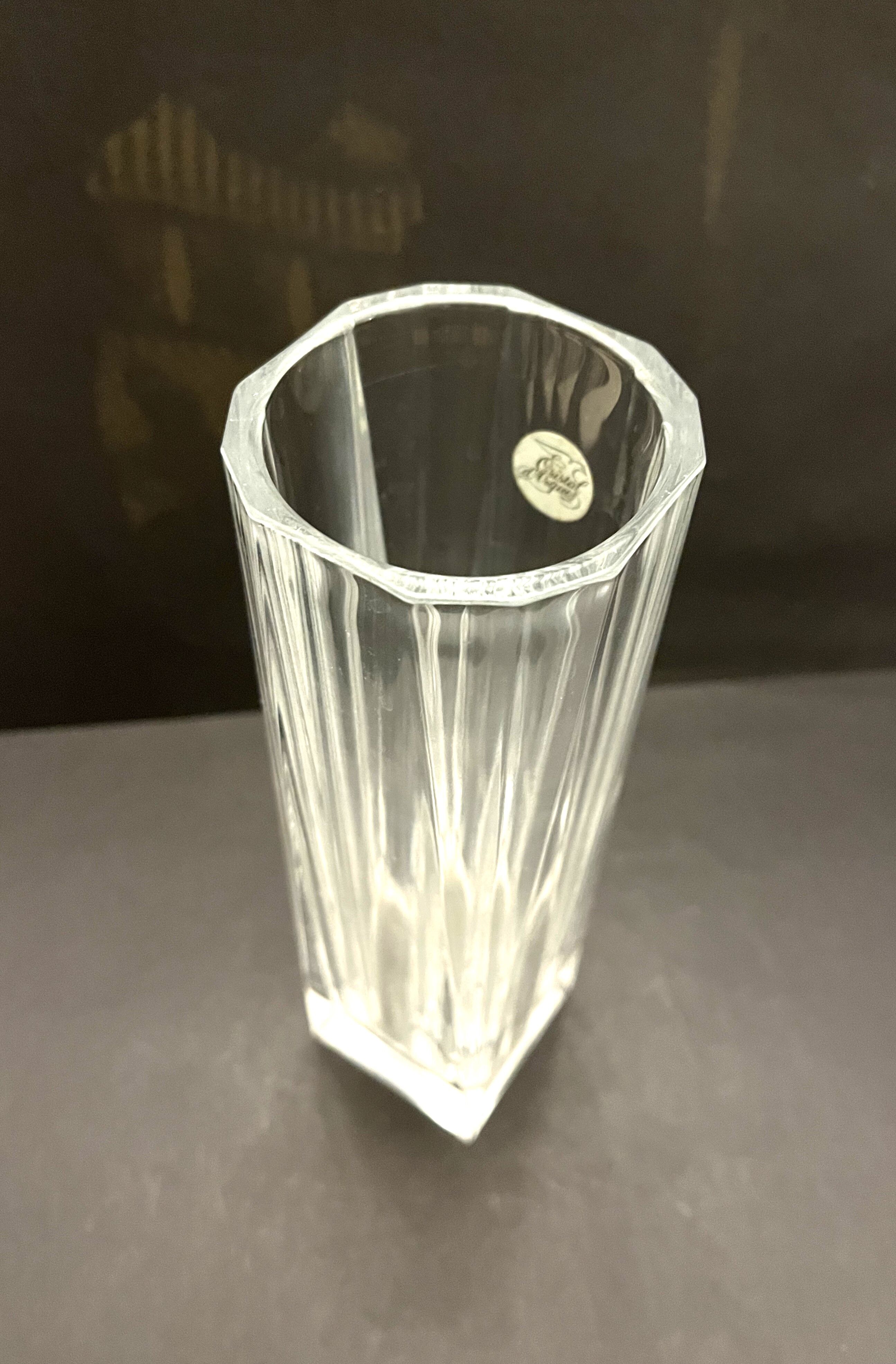 Square-based crystal vase