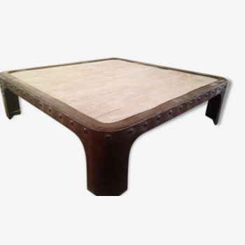 Low industrial metal & wood table