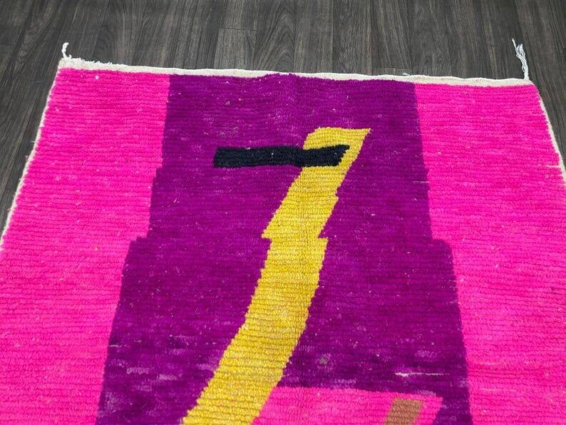 Handmade Beni Ouraine rug, size 150 x 250 cm