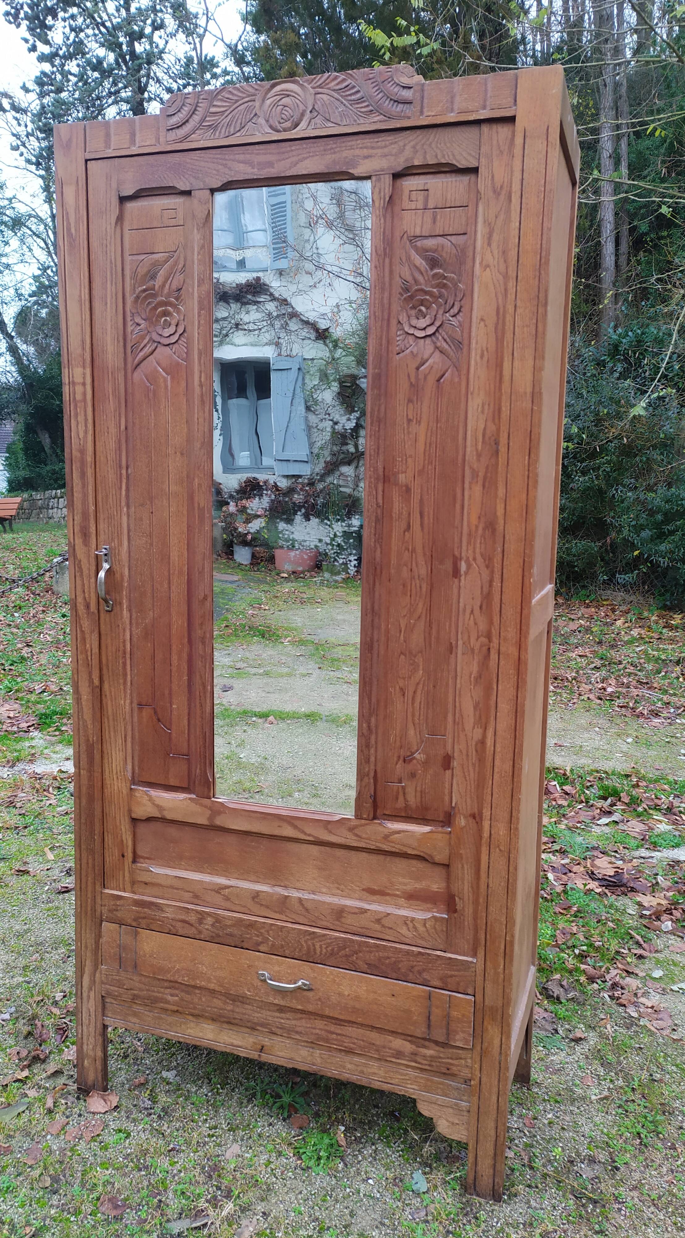 Armoire parisienne art déco