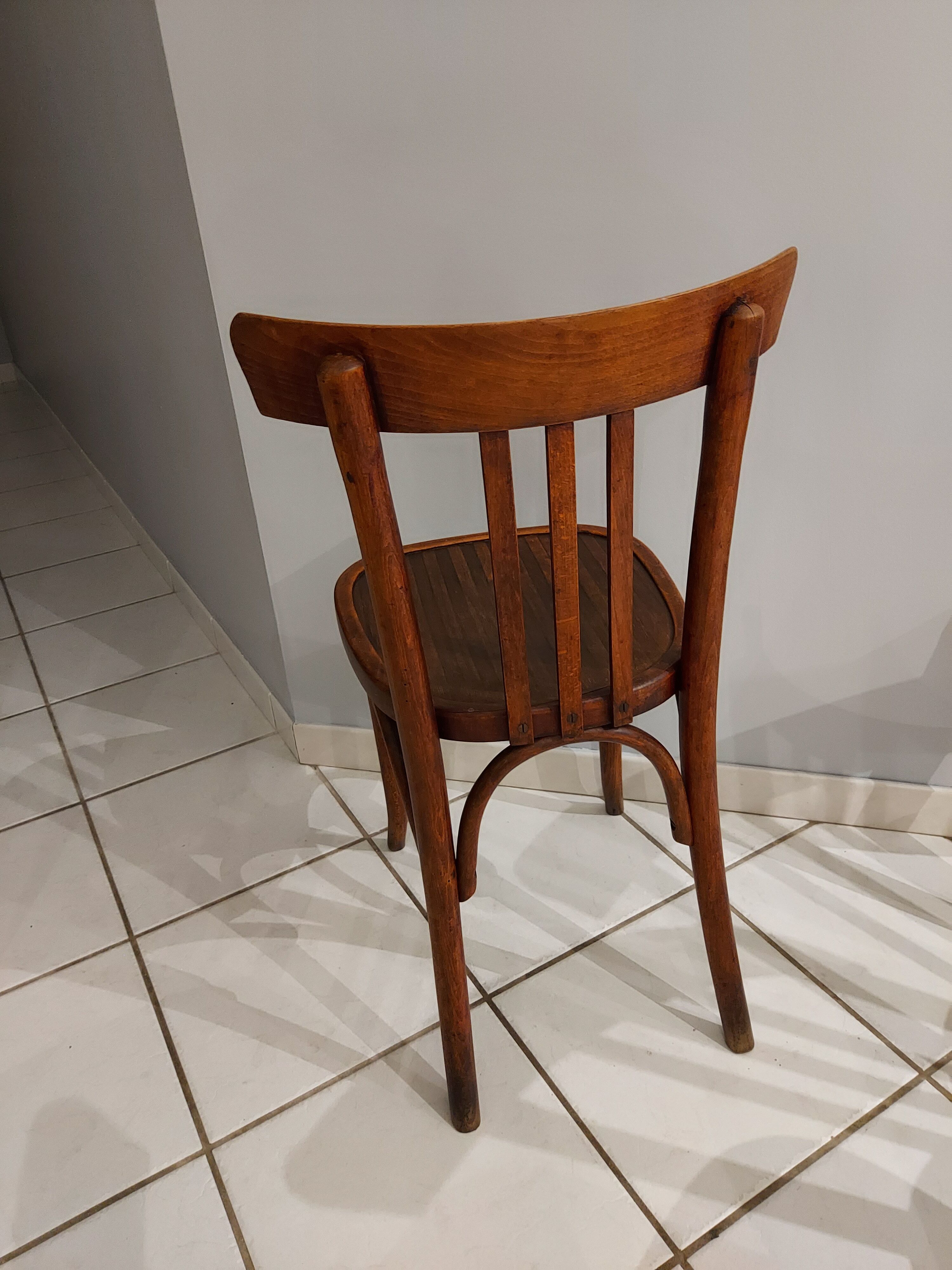 Suite de 6 chaises de bistrot Baumann vintage année 1930