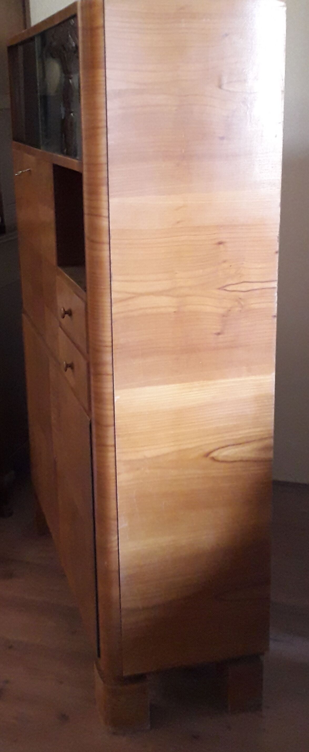 Art deco cabinet Jindrich Halabala