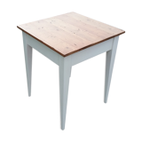 Bistro table