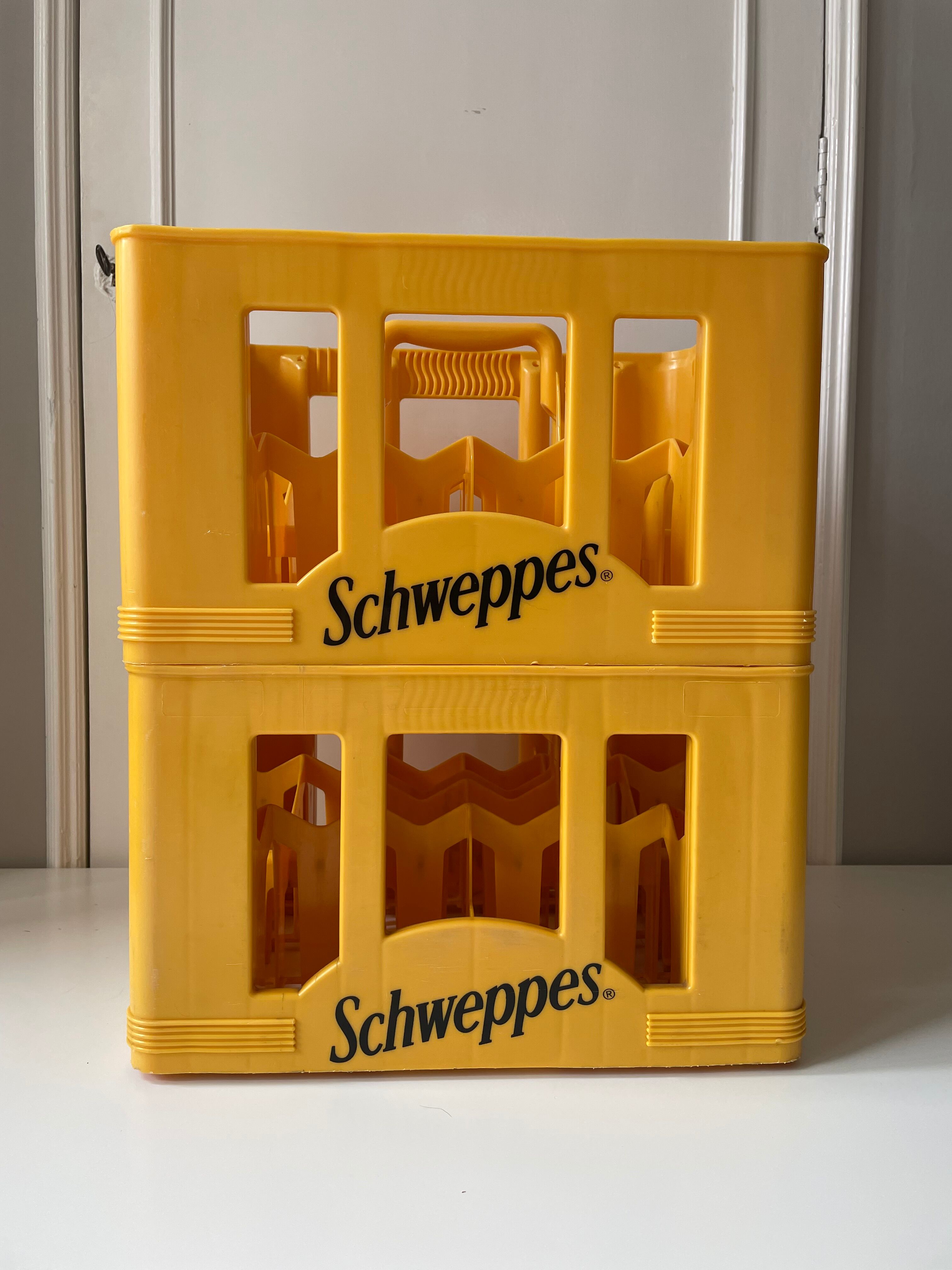 Caisse porte bouteilles Schweppes