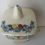 Old pepper spice pot