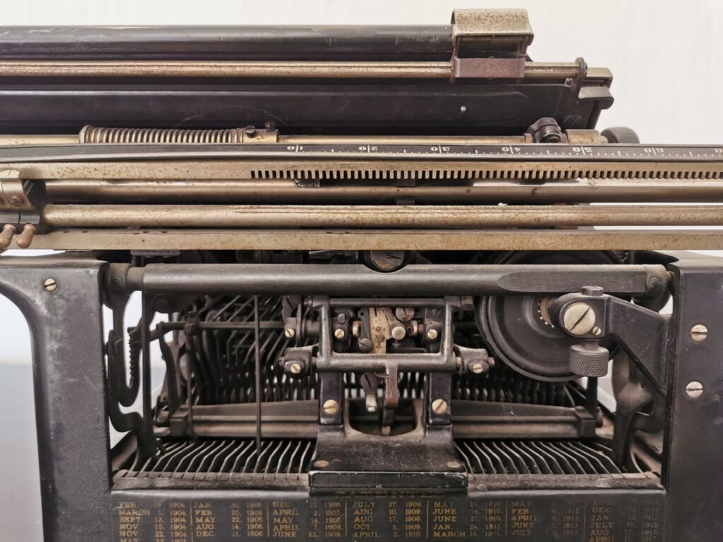 Underwood 1920 typewriter