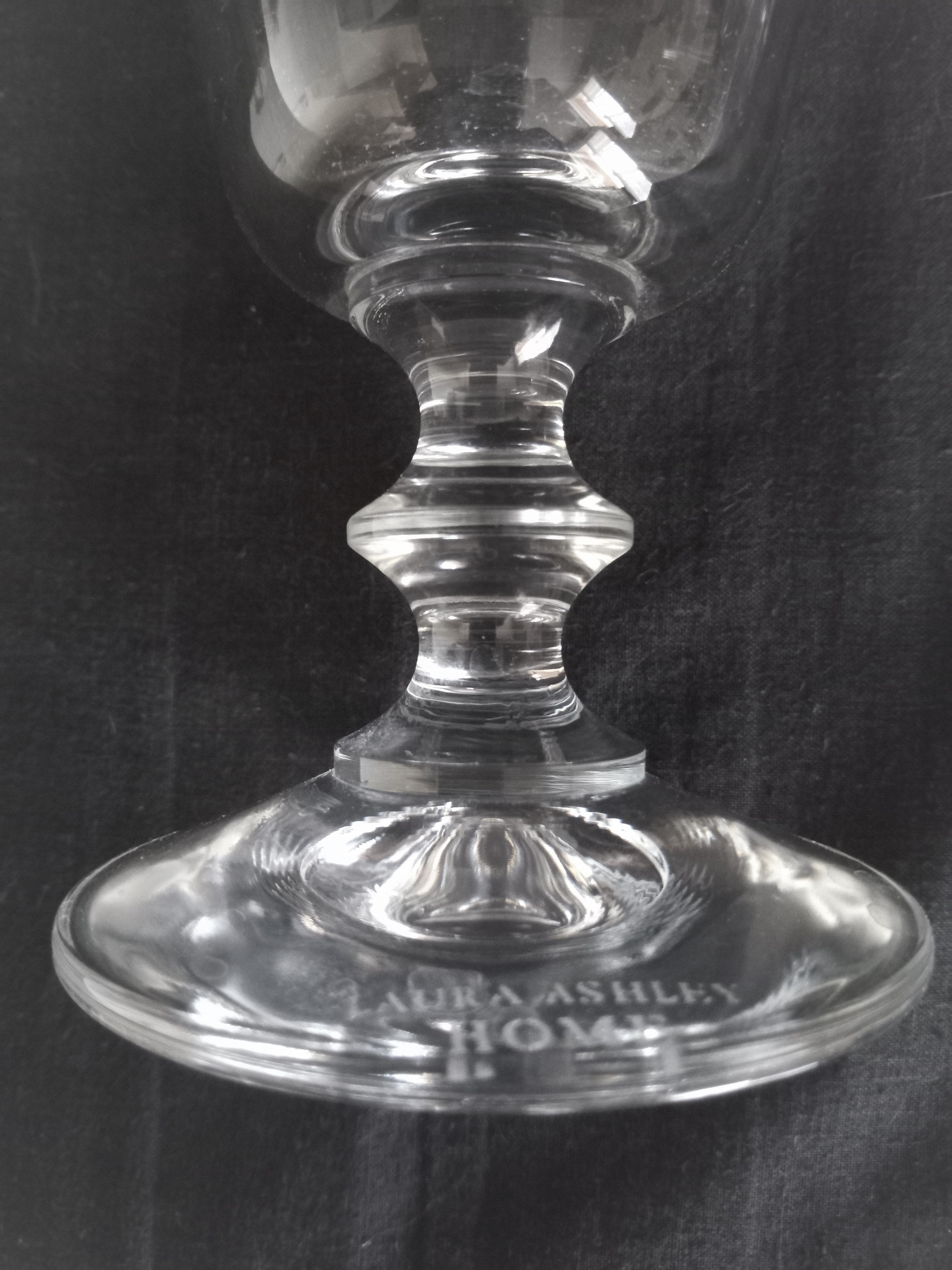 Laura Ashley Home - 6 red wine glasses in half crystal engraved