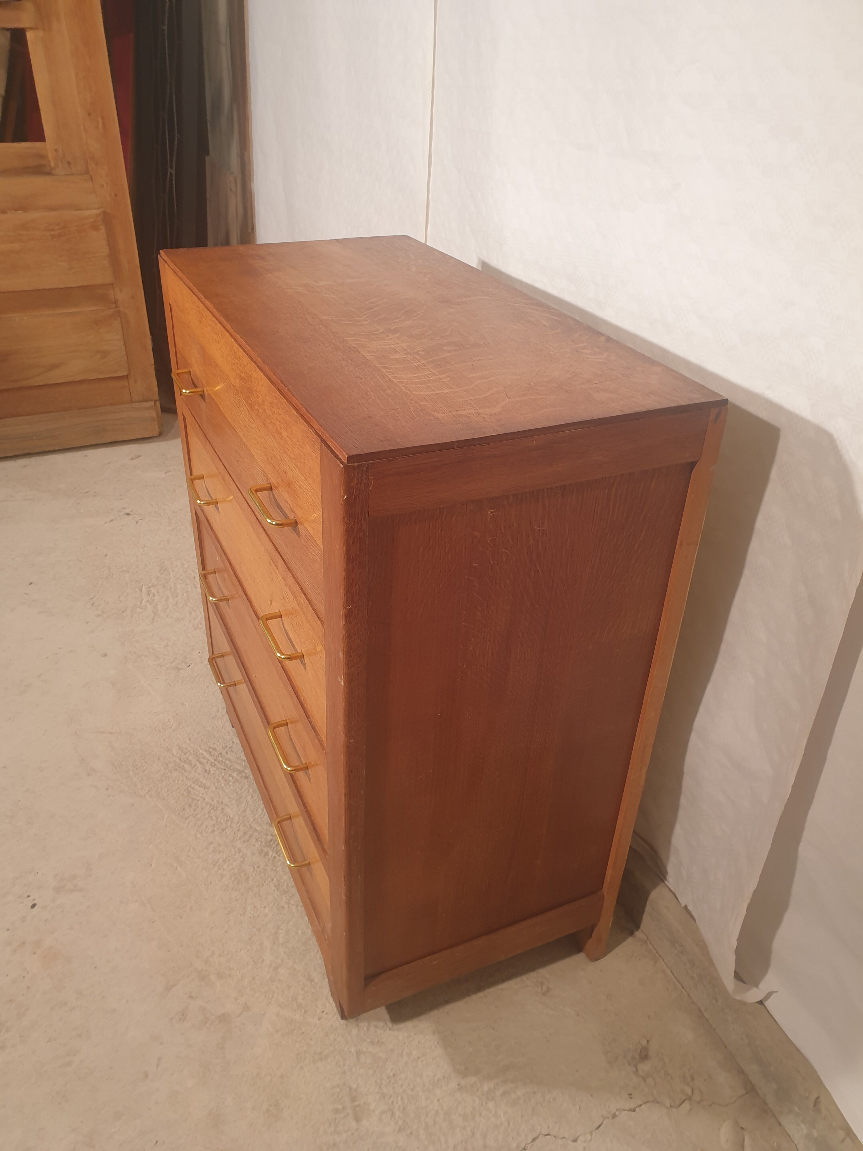Commode vintage
