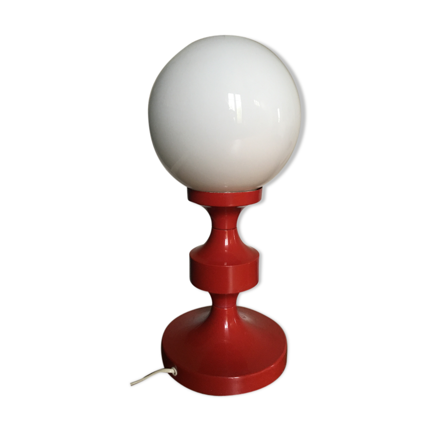 Ball vintage painted metal table lamp