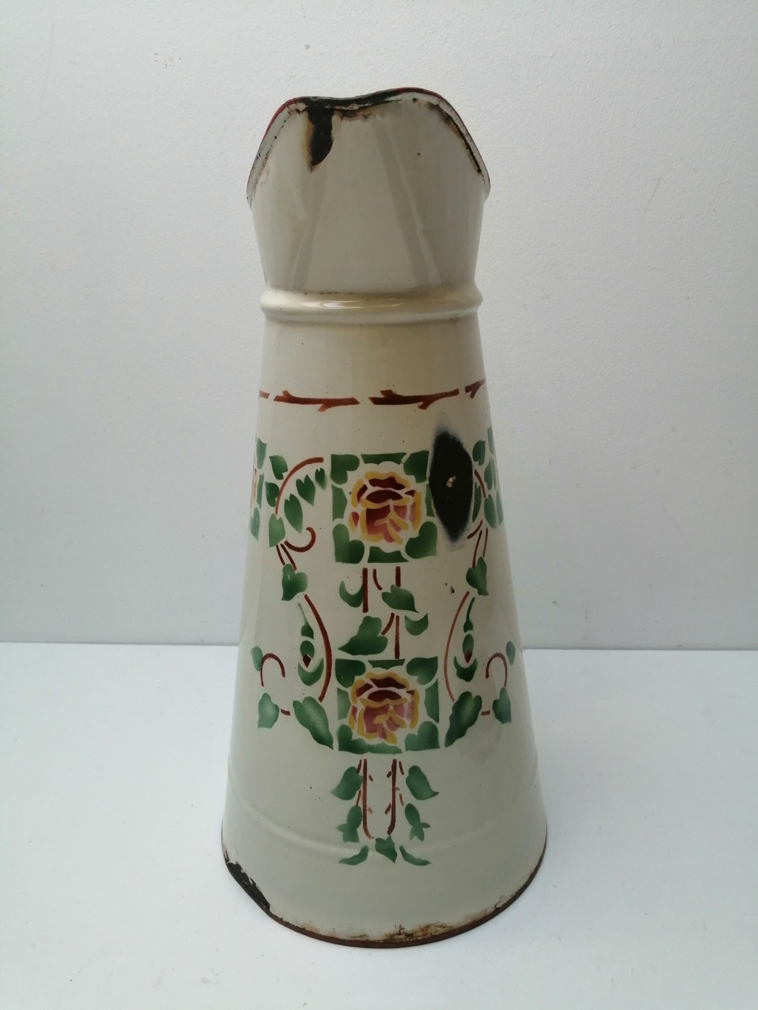 Broc enameled beige décor "flowers"