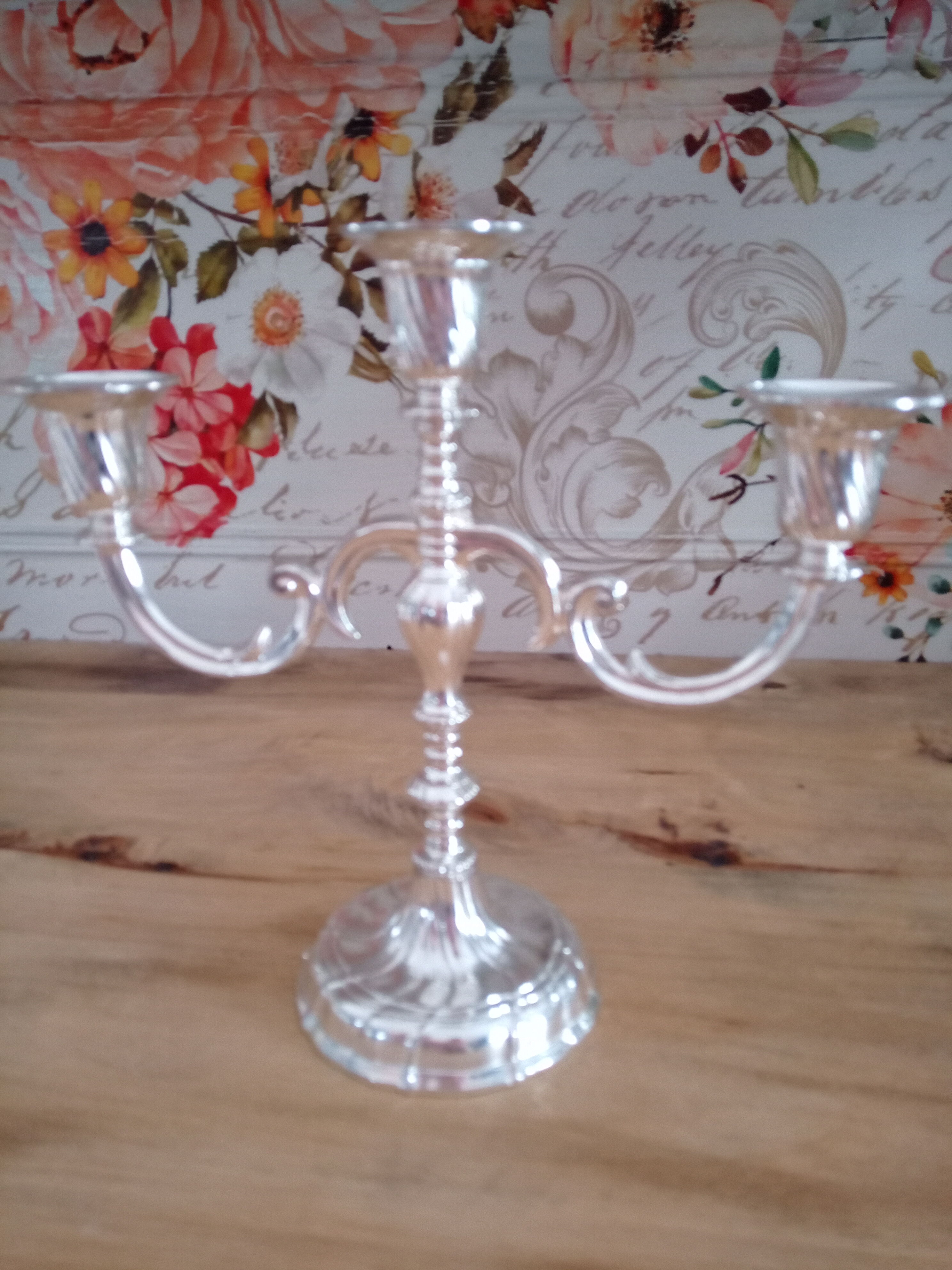 Chandelier in silver metal