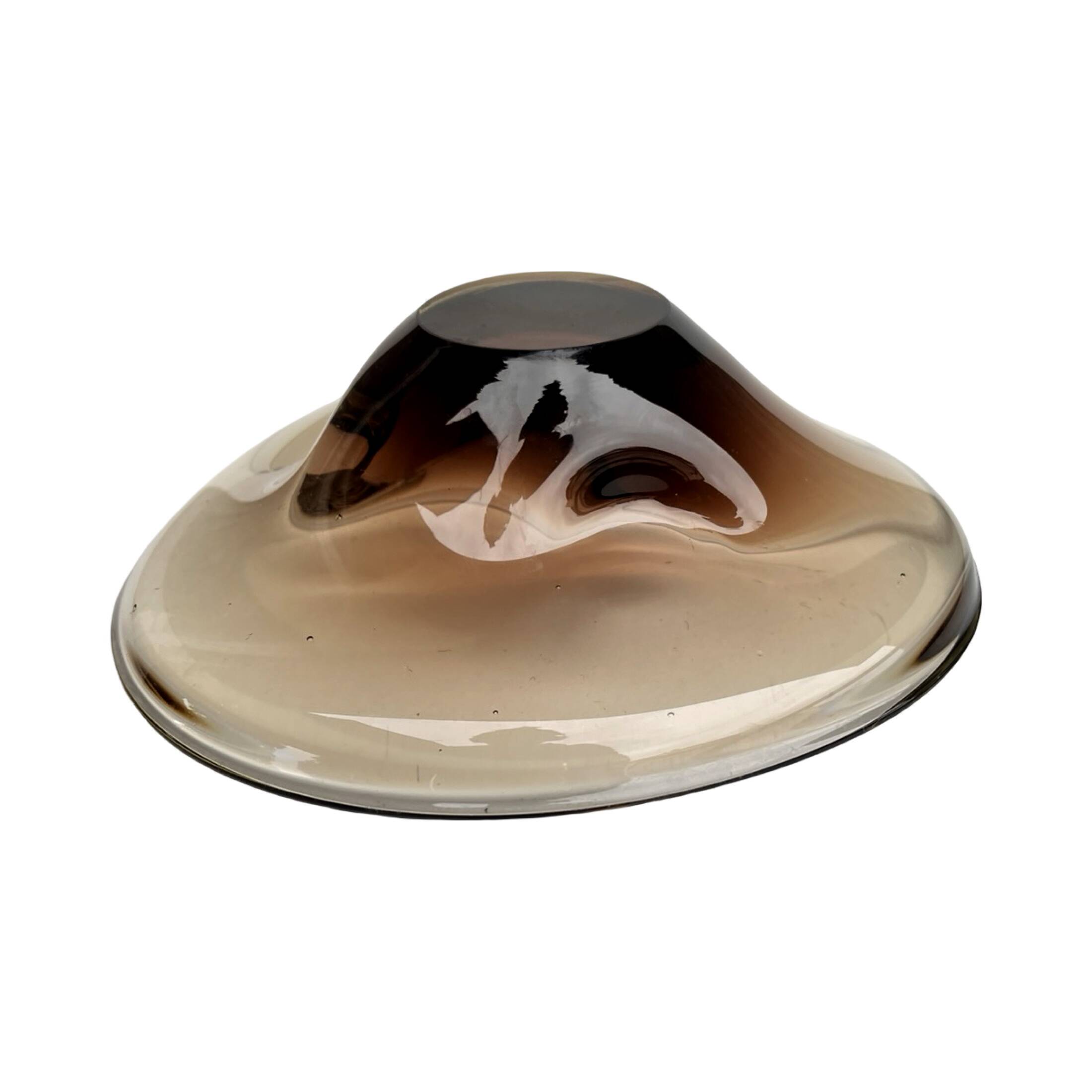 Bol en verre formé à la main conçu par M Klinger, Železný Brod Sklo, tchèque 1970