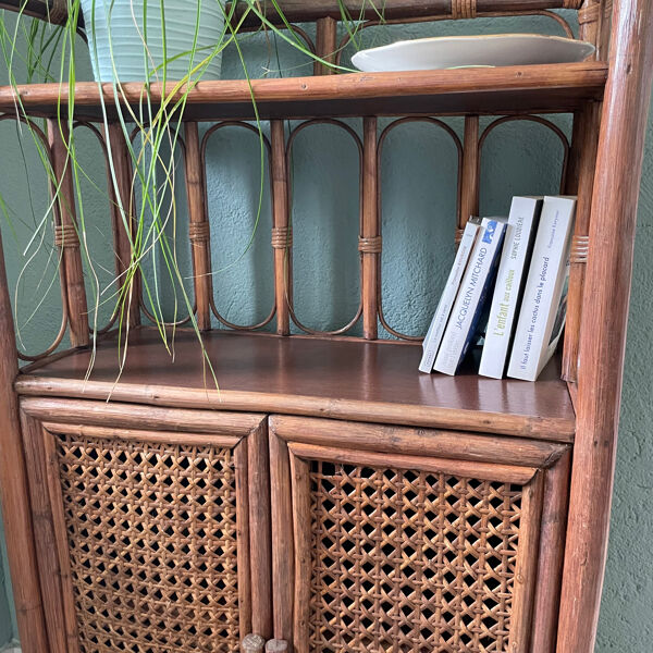 Meuble étagère en bambou et rotin