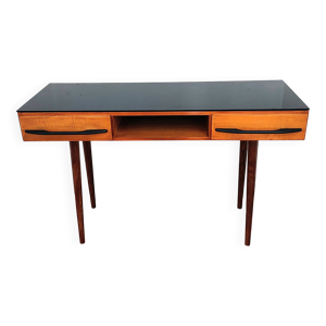 Bureau par M. Pozar pour