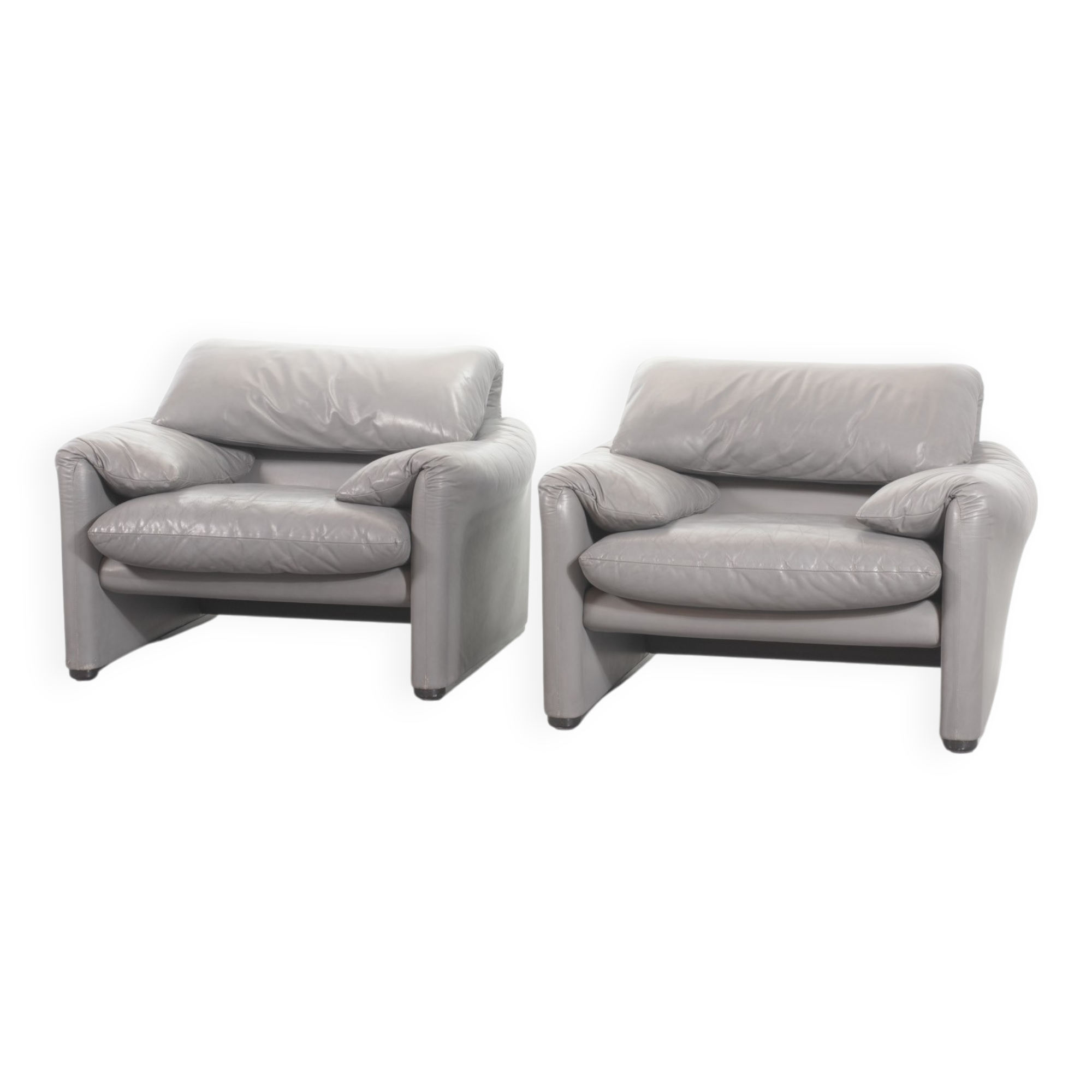 Cassina Lounge Chair 'Maralunga' by Vico Magistretti in Grey Leather 1970s