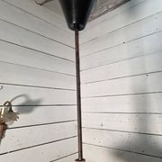 Suspension scandinave en opaline des années 60