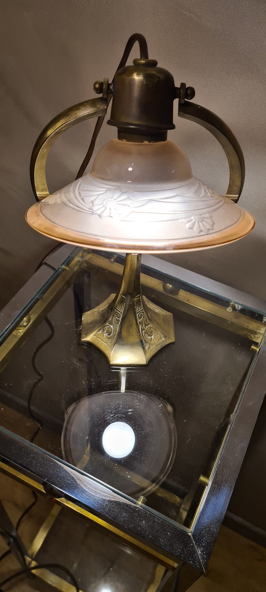 Art deco lamp