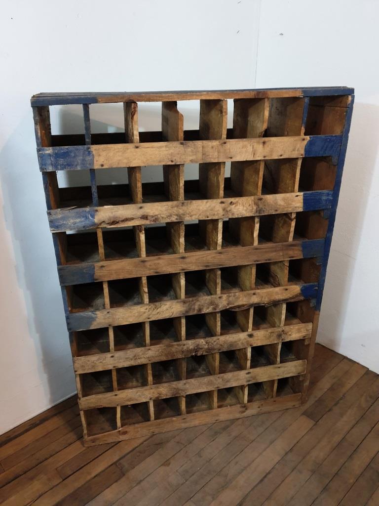 Wine cellar - Furniture of trade