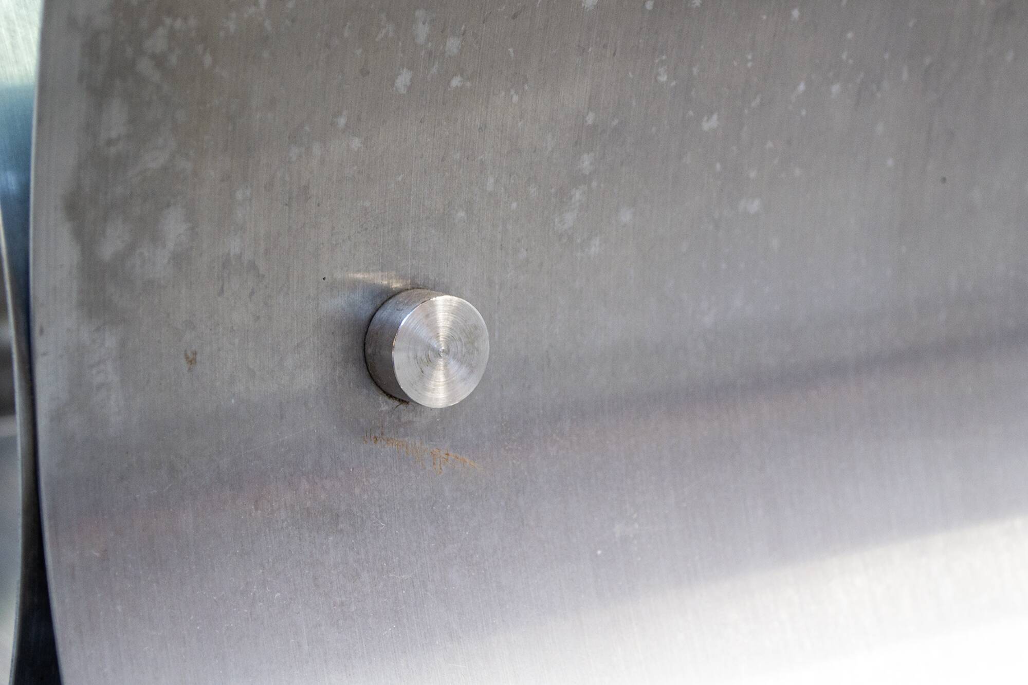 Tavolino in acciaio e vetro Space Age di Franco Costalonga per Studio Tecnico Mimo Leone Anni '70