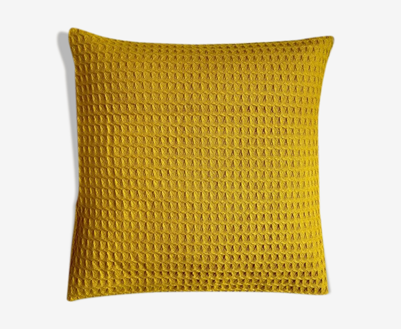 Coussin en coton gaufré jaune 40 cm