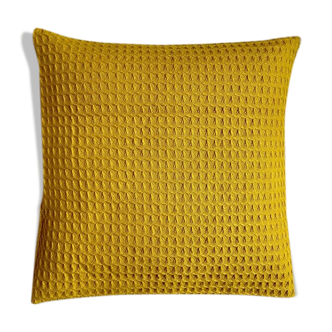 Yellow embossed cotton cushion 40 cm