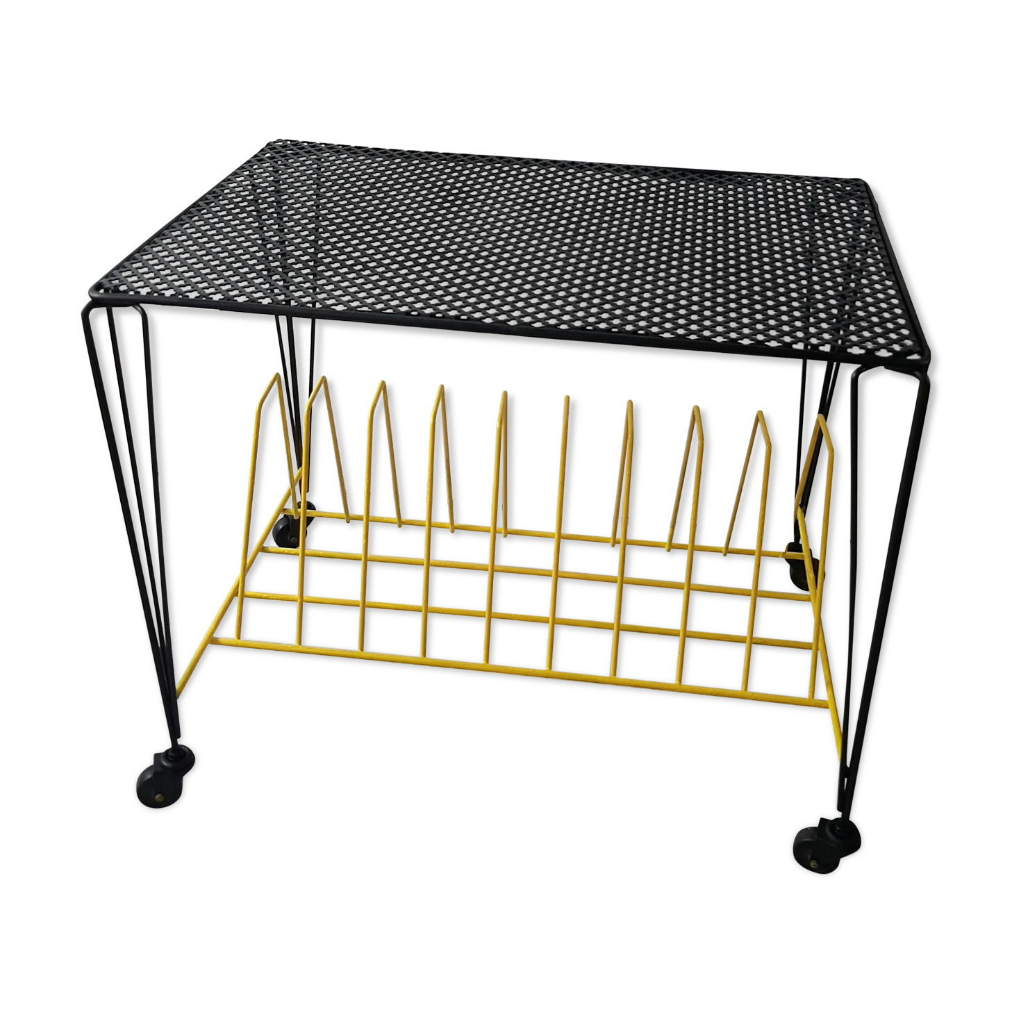 Vinyl disc storage coffee table