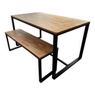 Table + solid oak and steel bench / 4 to 6 place settings