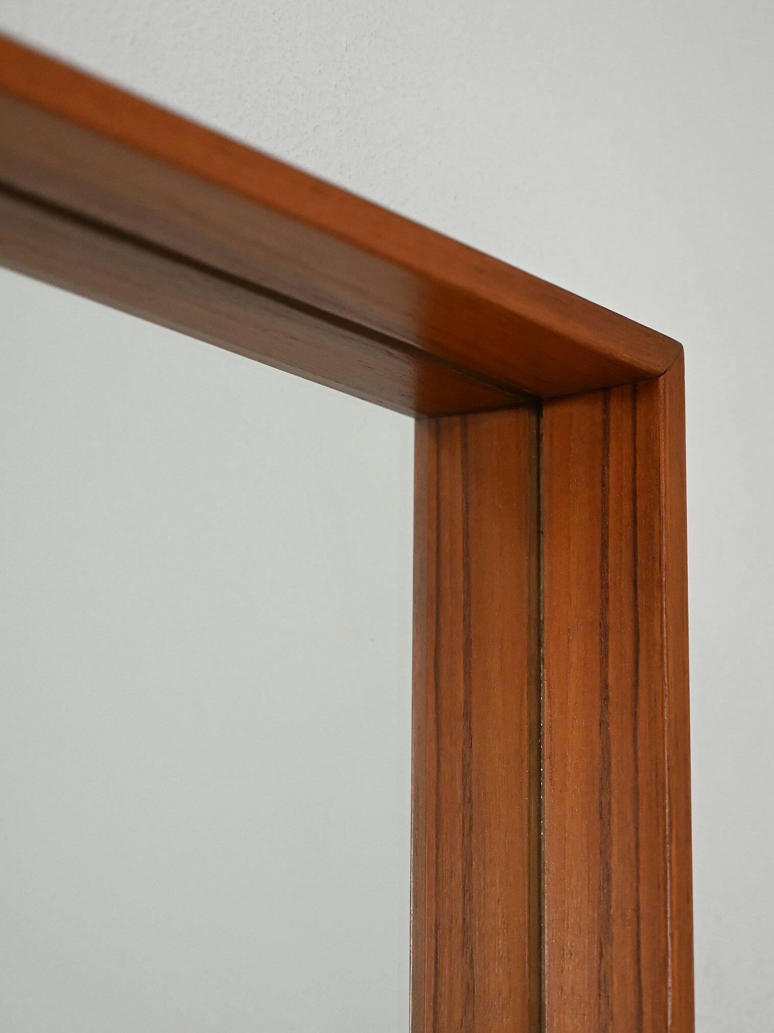 Miroir en teck suédois des années 1950-60