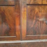 Louis Philippe display case in mahogany and mahogany veneer 19th century