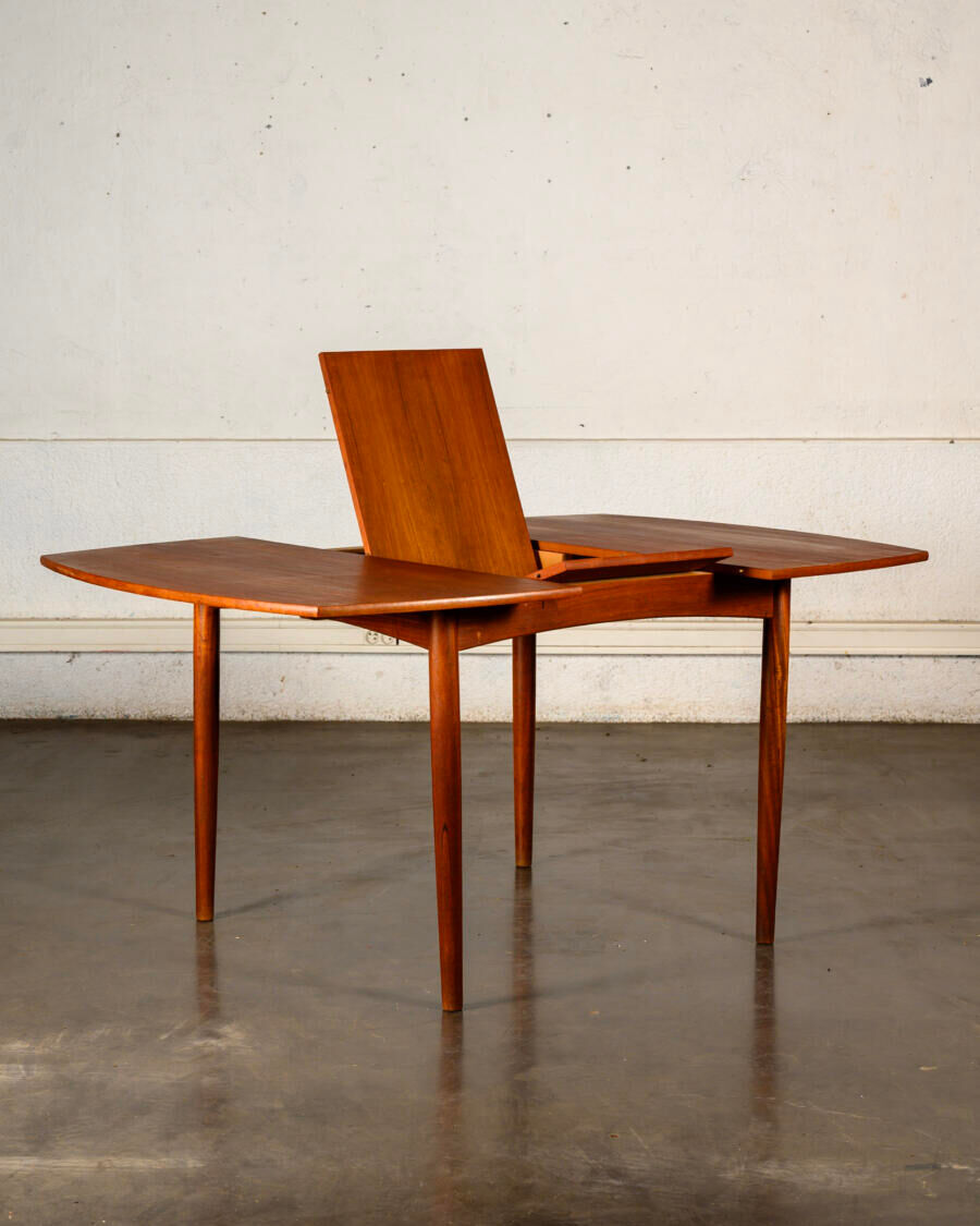 Table en teck rallonge papillon
