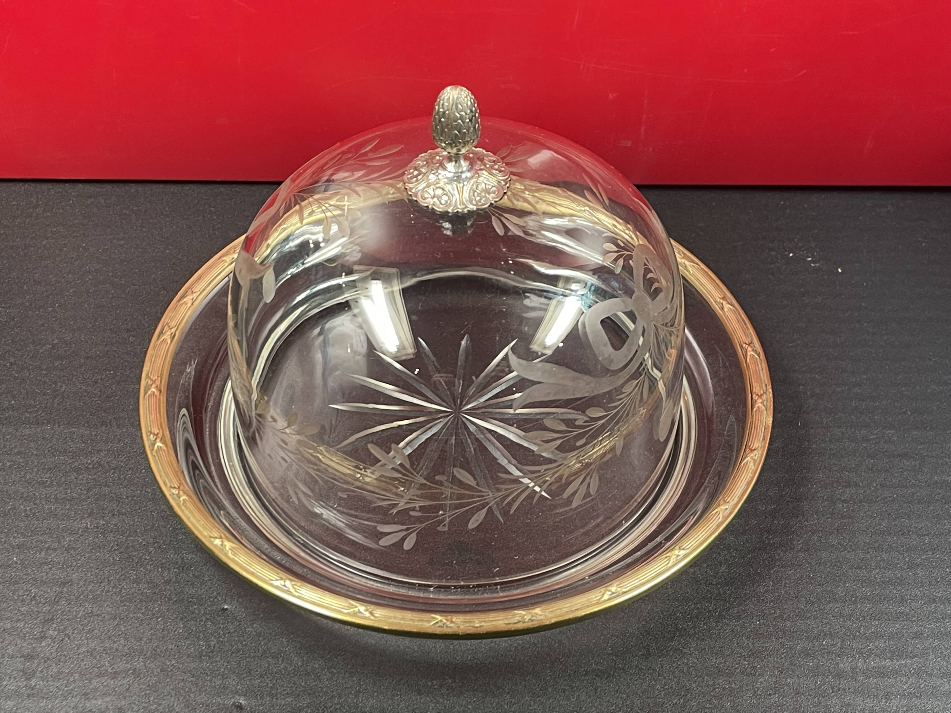 ANCIENNE CLOCHE A fromage en verre a decor de fleurs gravees epok 1940 EUR 35,00 - FR