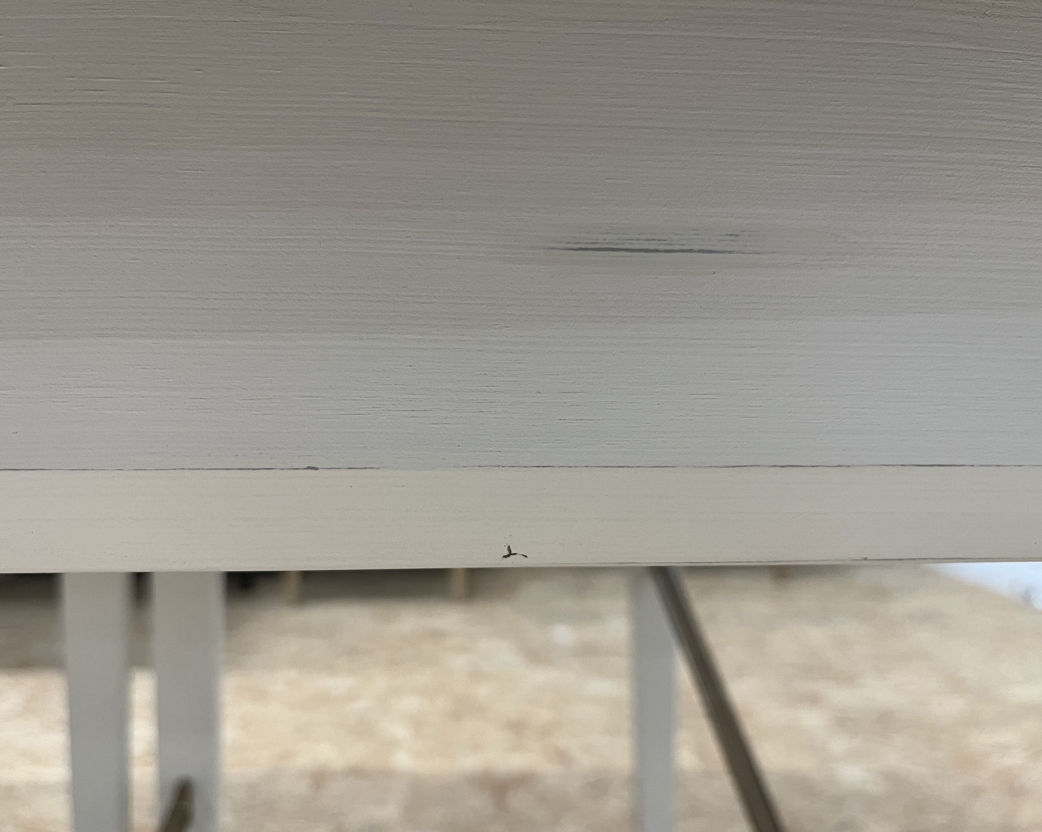 Extendable wooden dining table, white legs, 16/18 covers