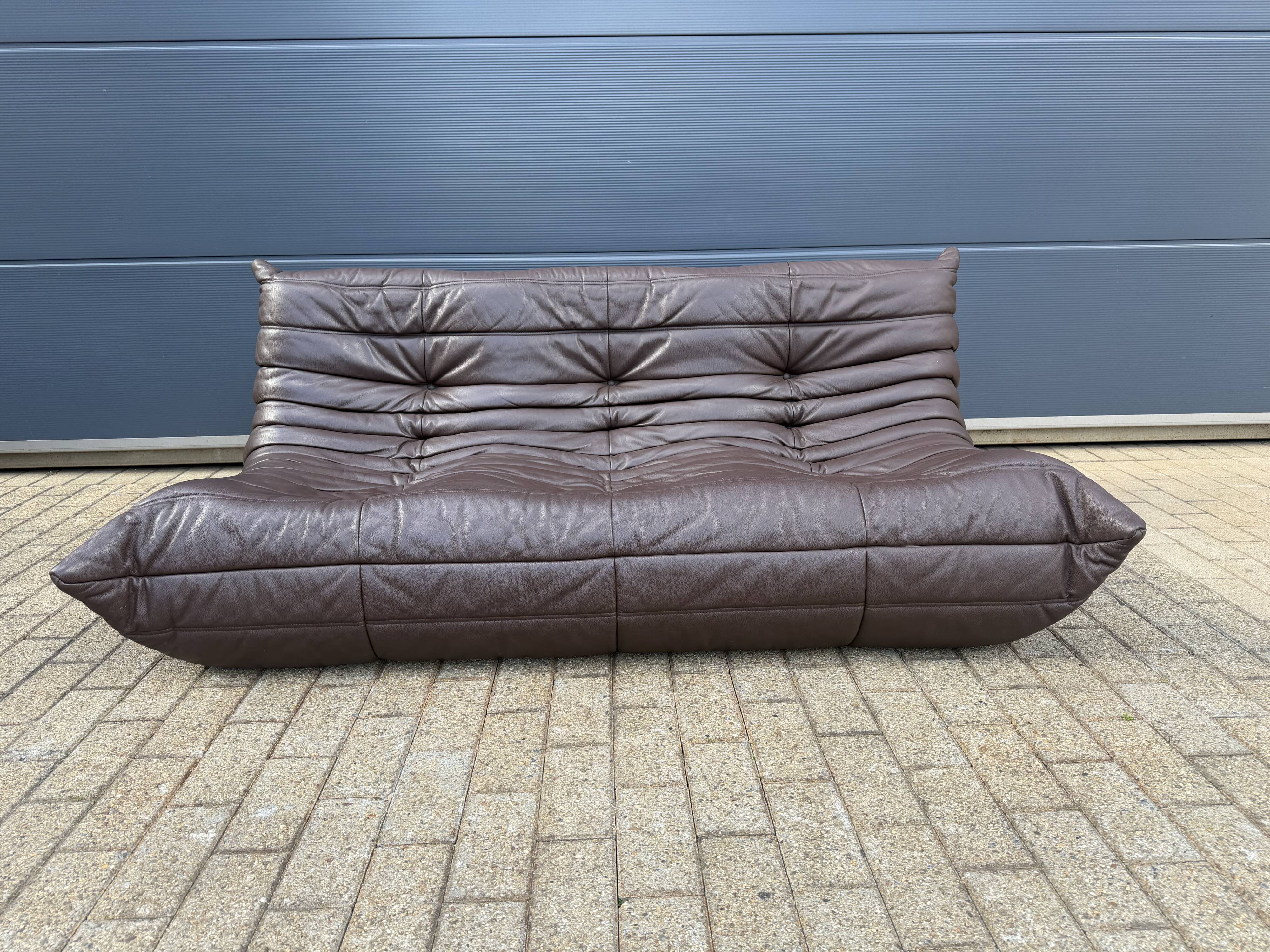 100% authentic Ligne Roset Togo 3-seater in chocolate brown original leather.