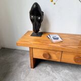 Meuble d’appoint bas style Perriand