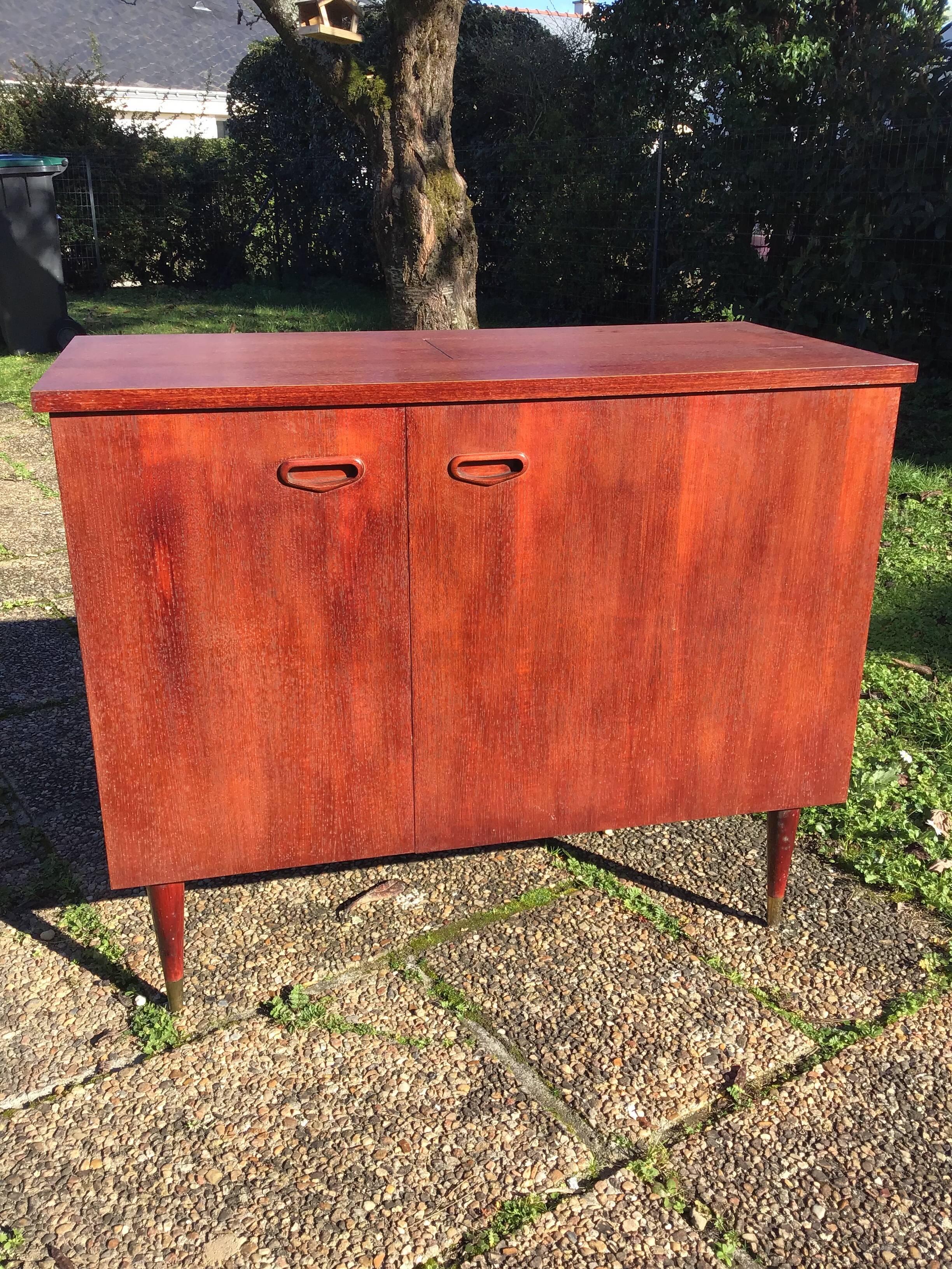 Vintage chest of drawers