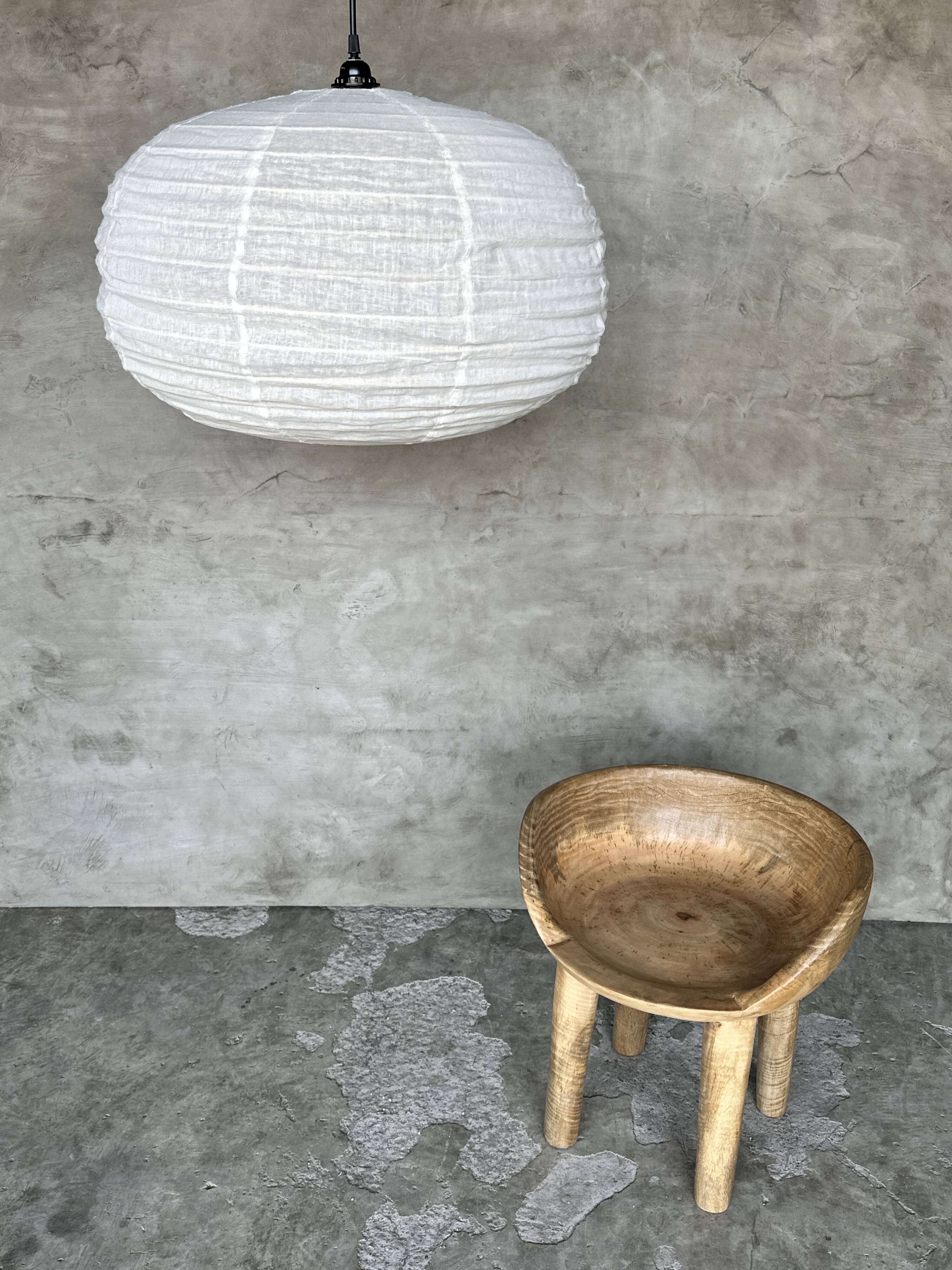 Moyenne suspension en rotin et lin naturel japonisante ronde aplatie (Labu) H35 D60