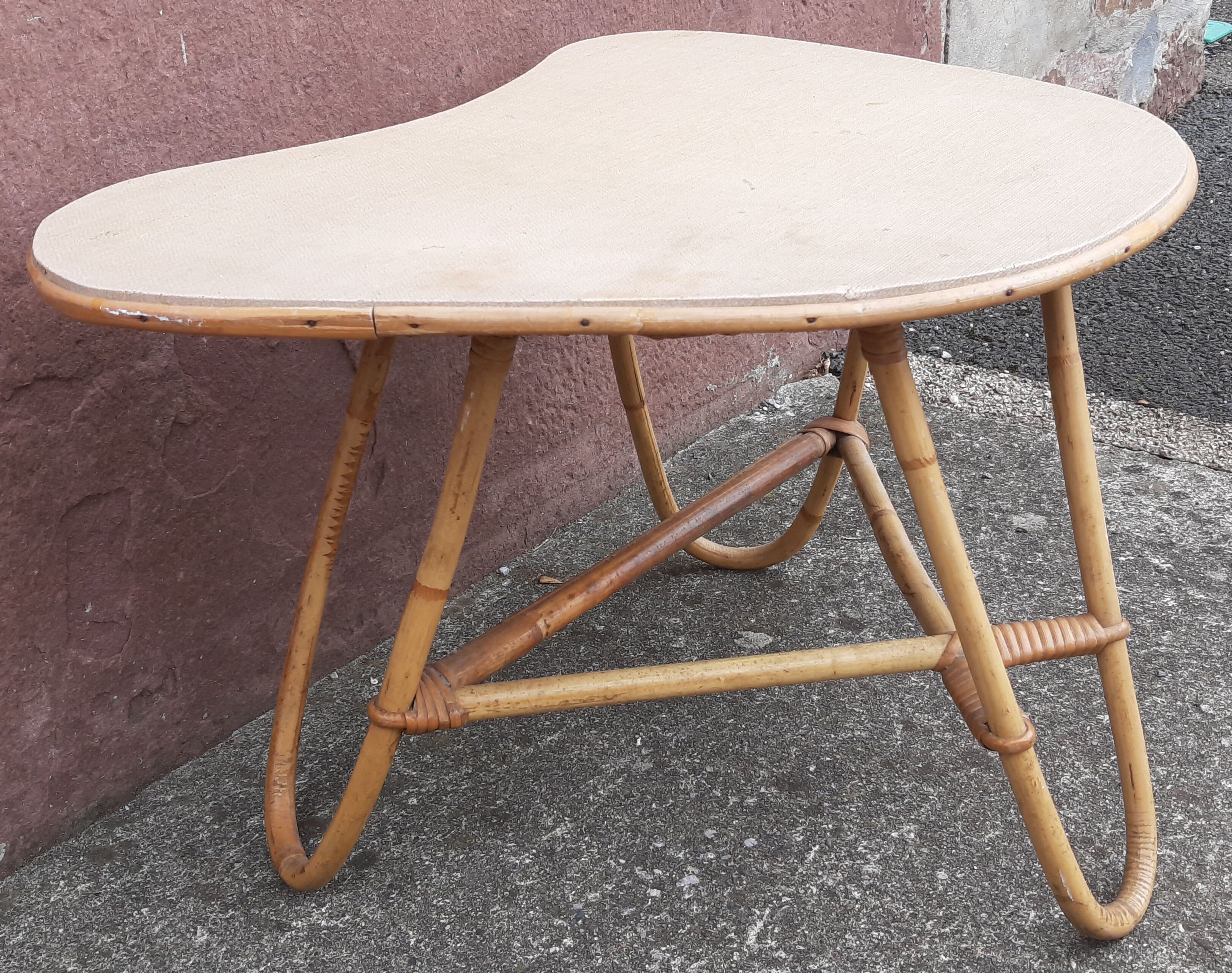 Coffee table, side table, pedestal table or end table in bamboo.