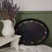 Old large English plate made of papier-mâché.