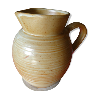 Sandstone pitcher