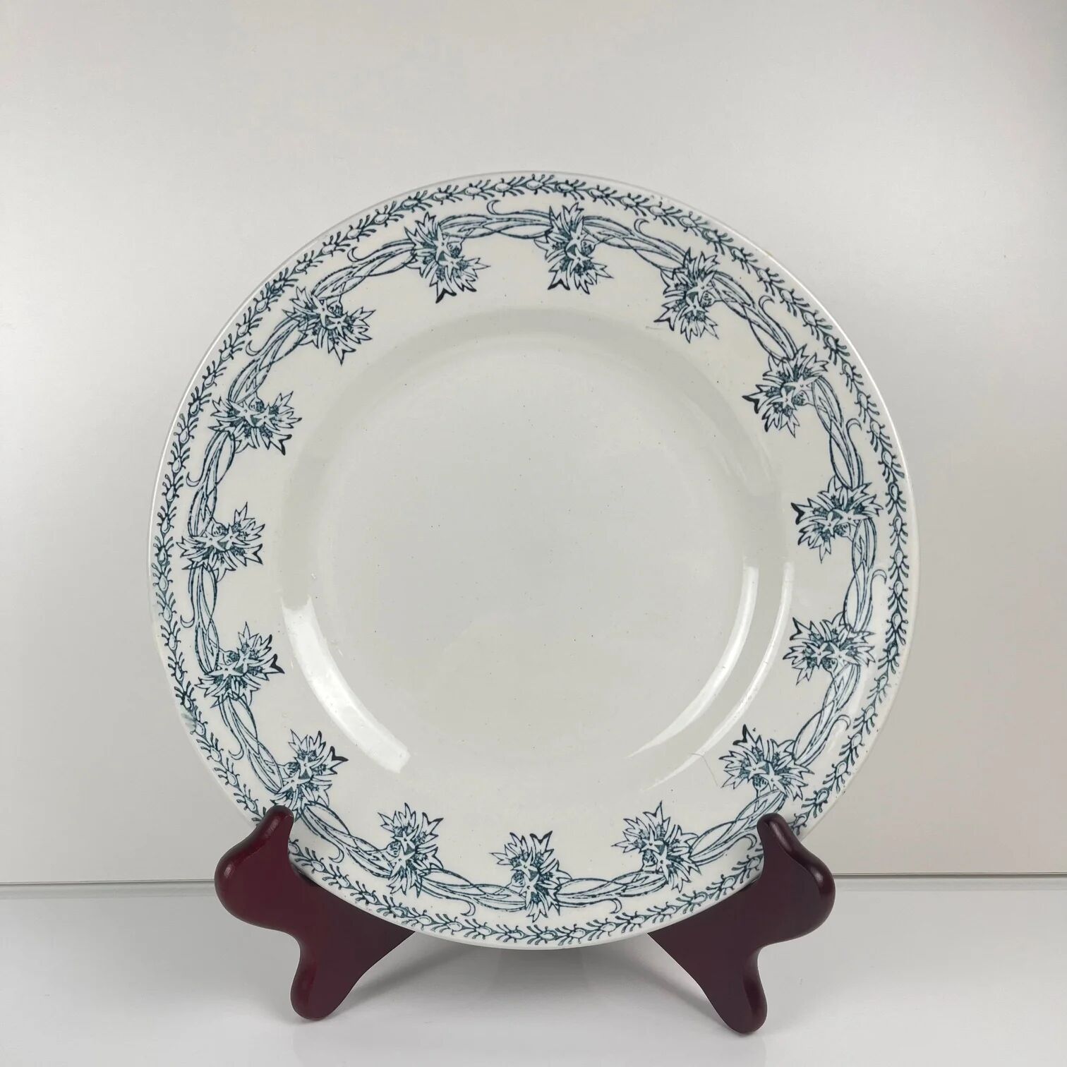 Set of 4 flat plates St Amand, circa 1930