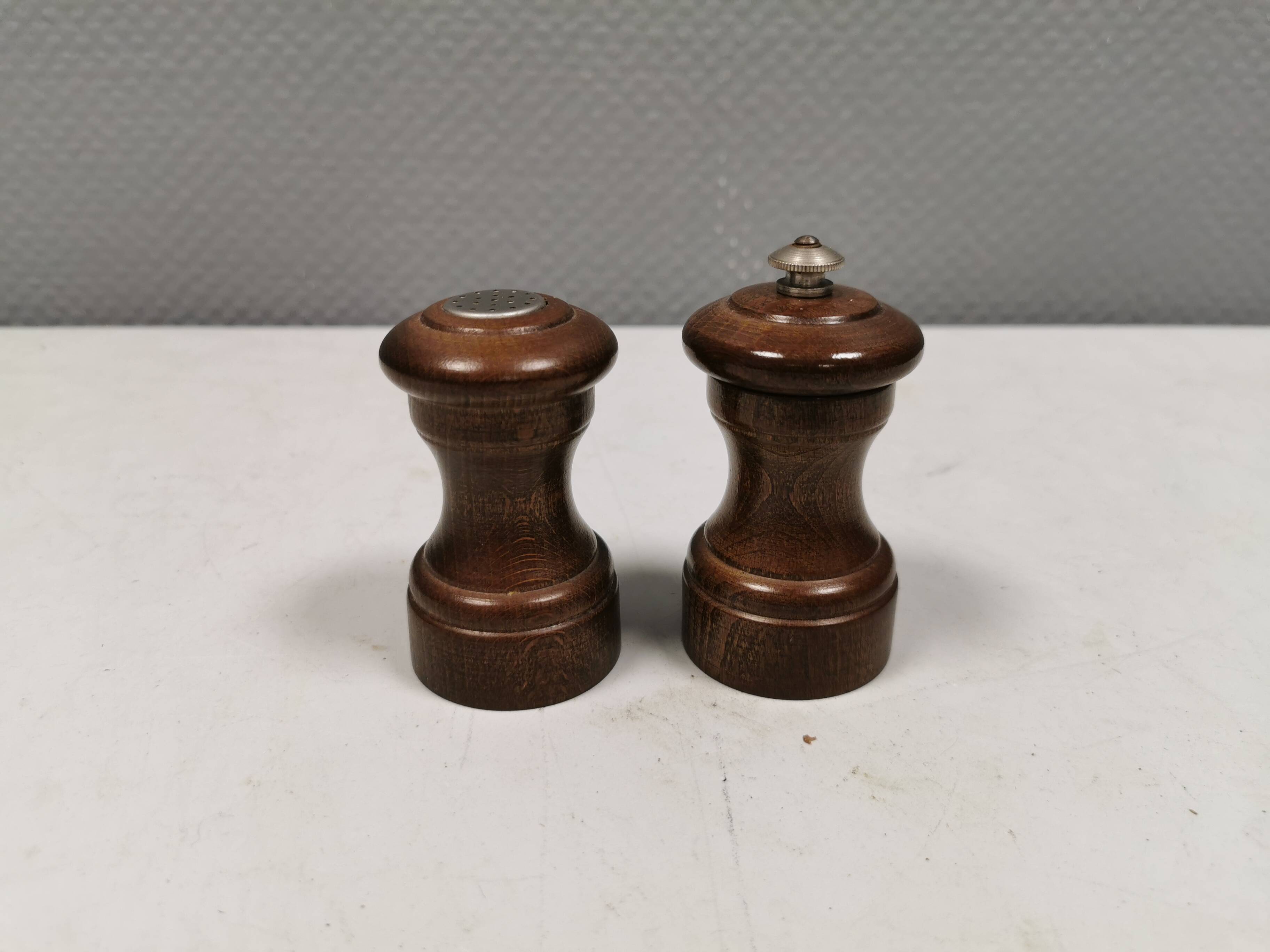 Beautiful salt and pepper set with Peugeot grinder.