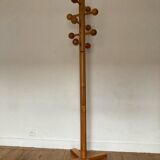 Varnished pine coat rack
