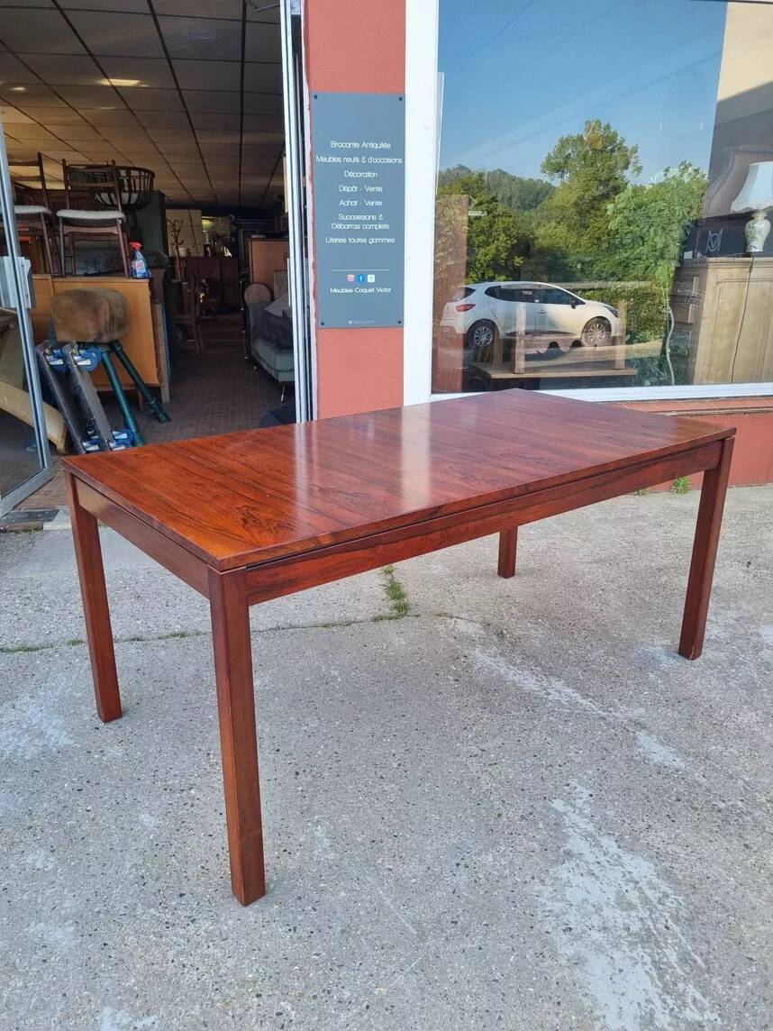 Scandinavian table in rosewood - 1960 design